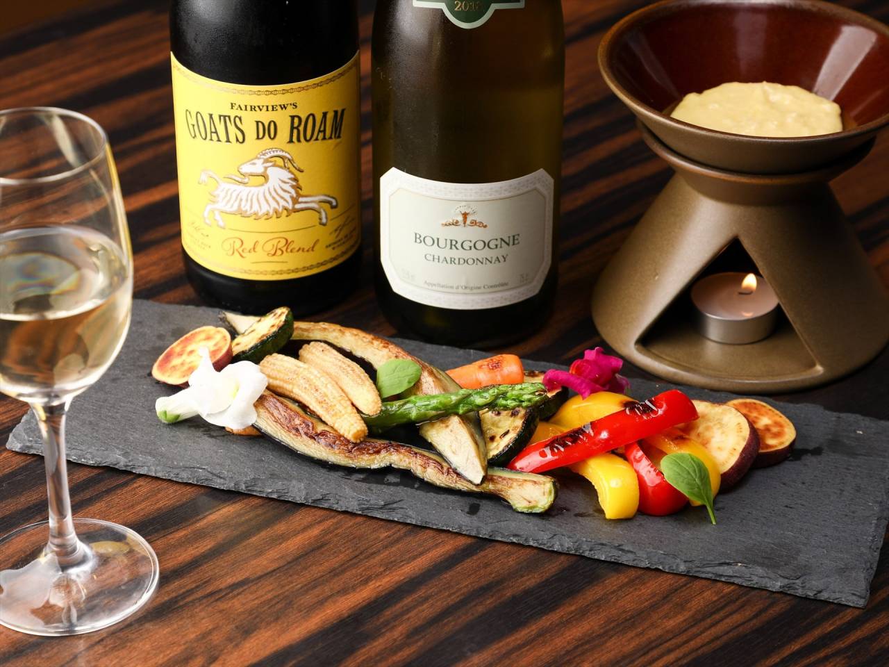 鉄板&BAR べいす